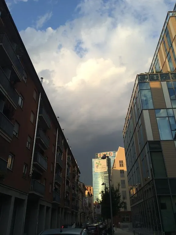 Apartamento Kibilu - Via Confalonieri - Stazione Garibaldi - Zona Isola Milão Itália