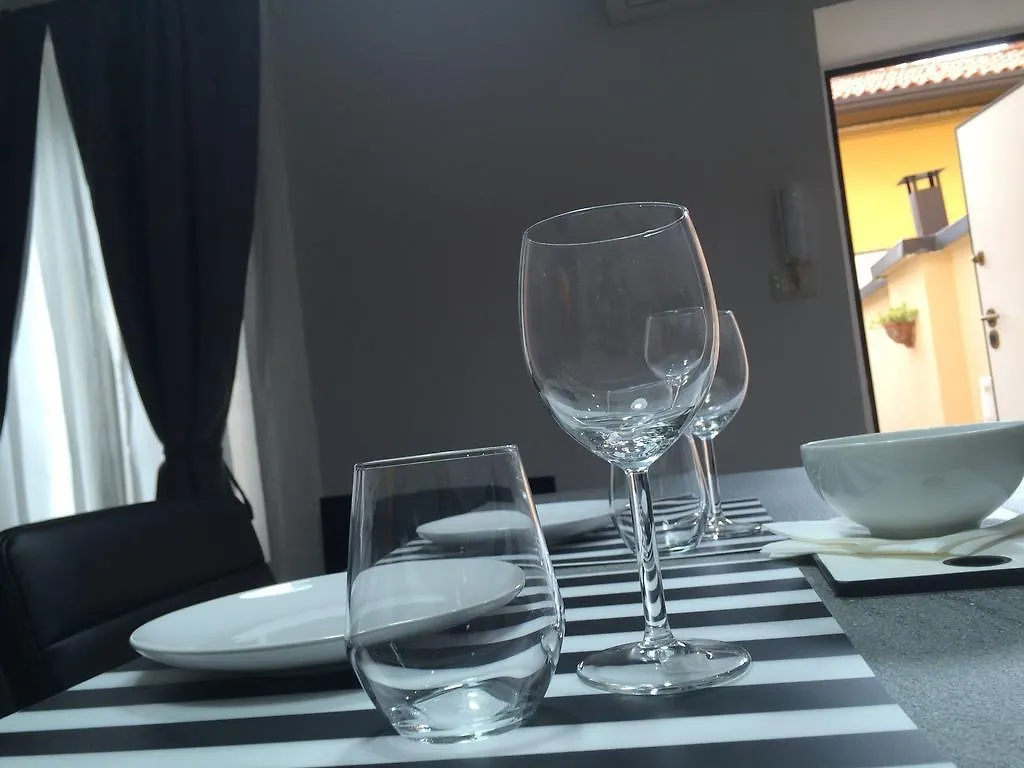 Apartamento Kibilu - Via Confalonieri - Stazione Garibaldi - Zona Isola Milão Itália
