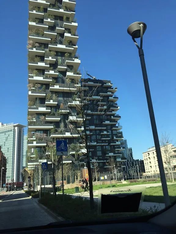 Kibilu - Via Confalonieri - Stazione Garibaldi - Zona Isola Milão Apartamento