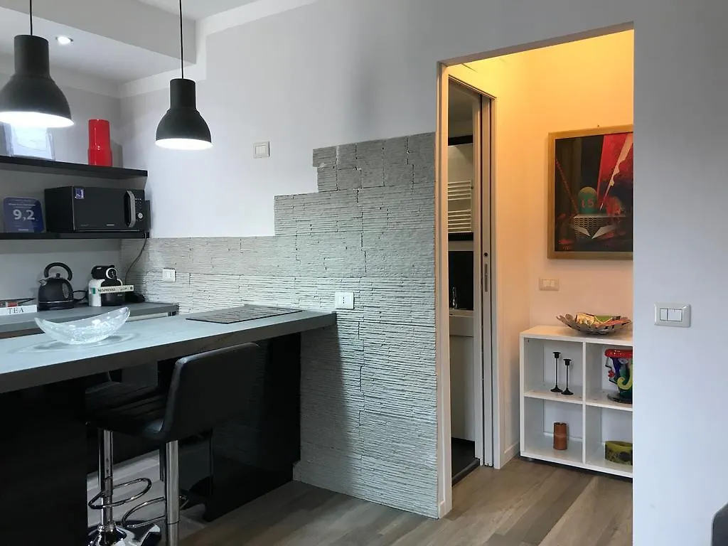 Apartamento Kibilu - Via Confalonieri - Stazione Garibaldi - Zona Isola Milão